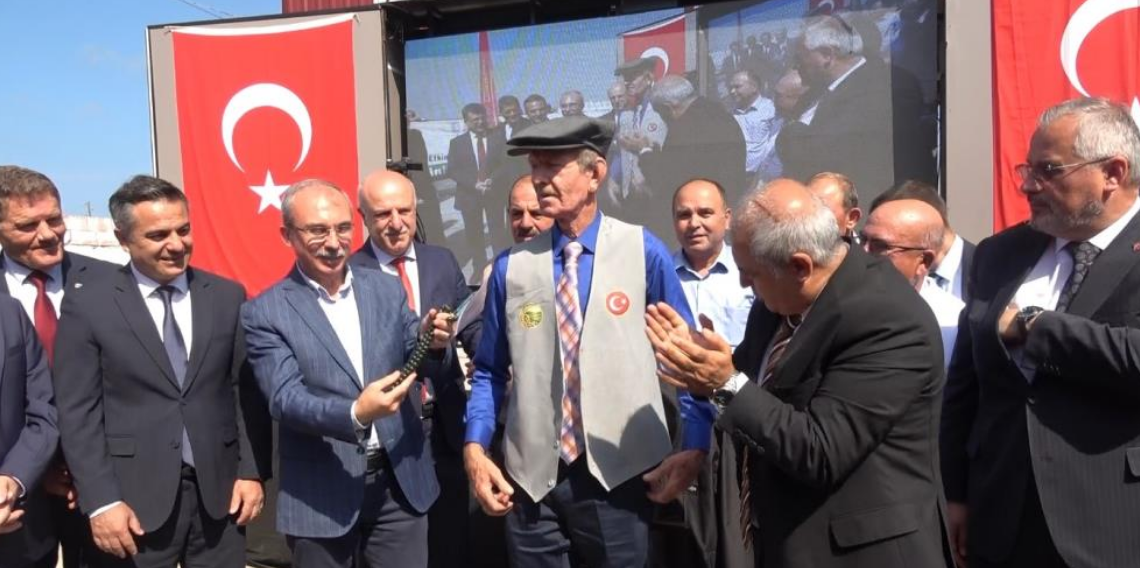 Bafra'da Türkiye'nin ilk çeltik ağası seçildi
