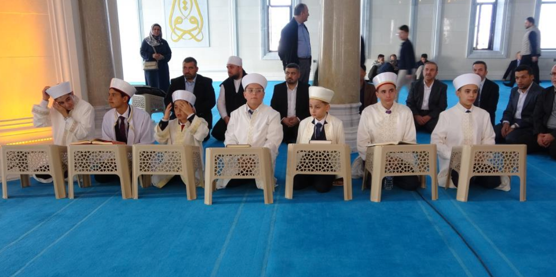 Kur'an-ı Kerim'i Yüzünden Güzel Okuma Yarışması Türkiye Finali Trabzon'da yapıldı