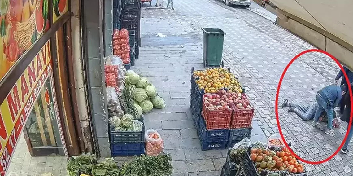 Yürürken kalp krizi geçirip yere yığıldı