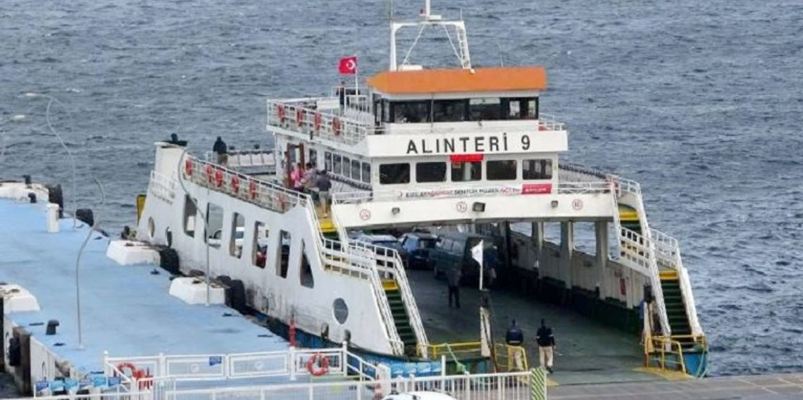 Boğaz'da Feribot Seferleri İptal Edildi