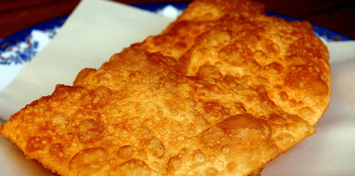 Çiğ börek harcında sakatat