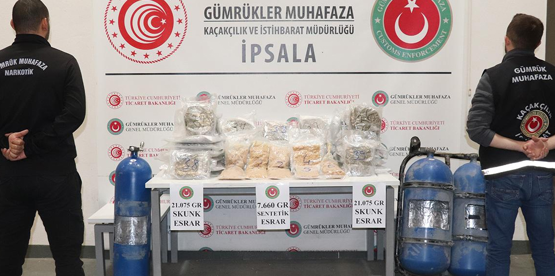 İpsala ve Esendere gümrük kapılarında 493 kilogram uyuşturucu ele geçirildi