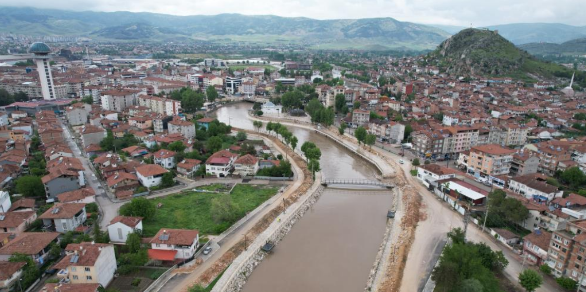 Taşkın uyarısı verilen Turhal'da hayat normale döndü