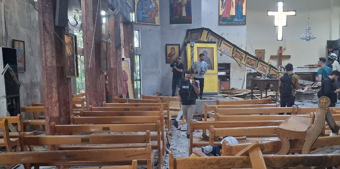 Suriye'de kiliseye düzenlenen saldırıda en az 15 kişi öldü