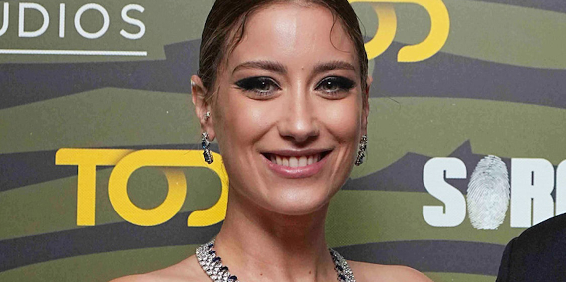 Hazal Kaya'dan sürpriz karar: Yine taşınıyoruz