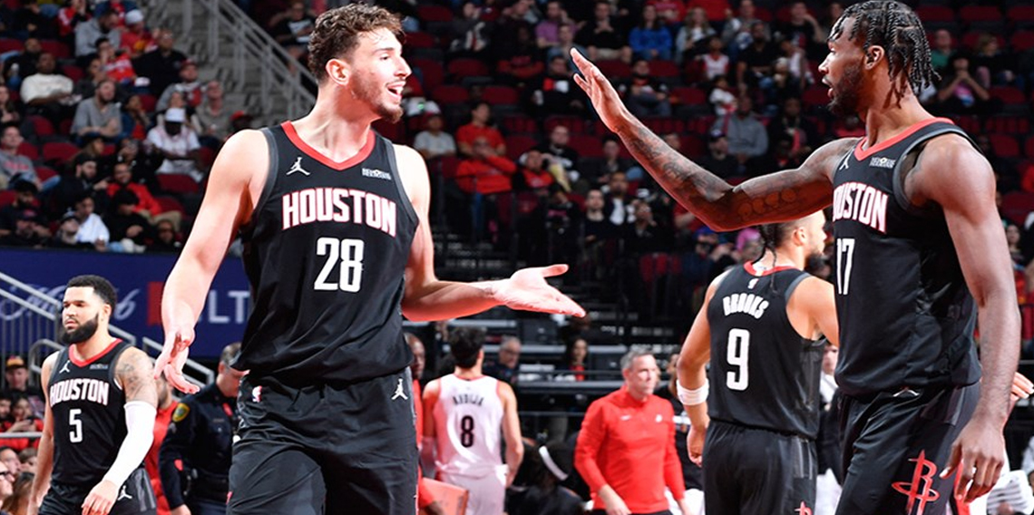 Rockets'tan Blazers'a büyük fark