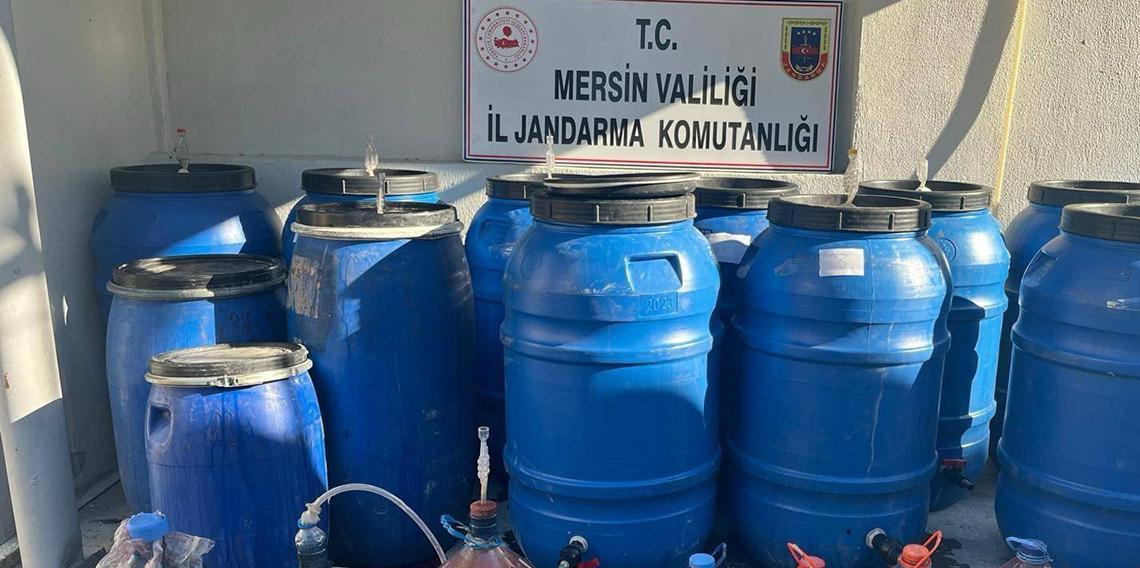 Mersin'de 3 ton sahte içki ele geçirildi