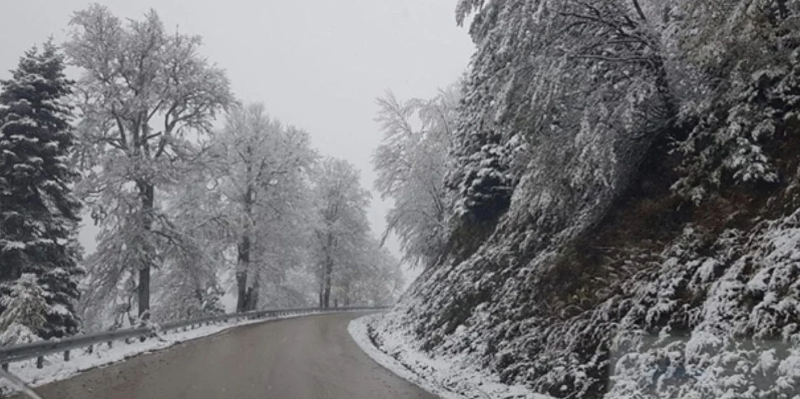 Bolu-Yedigöller yolu kapatıldı