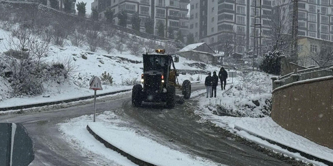 Trabzon'da 192 mahalle ulaşıma kapandı!