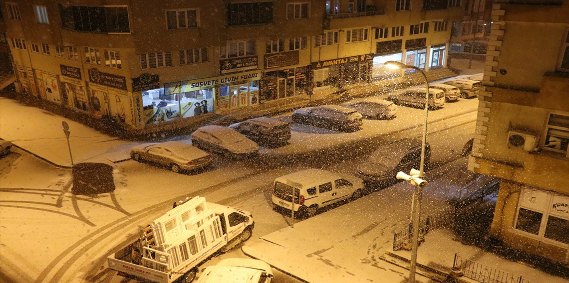 Erzurum’da bir günde iki mevsim