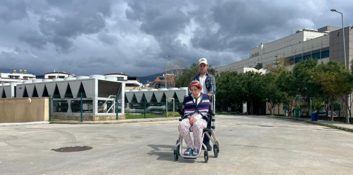 Tek Böbreği İflas Etti, Eşiyle Hastanede Umut Nöbeti Tutuyor