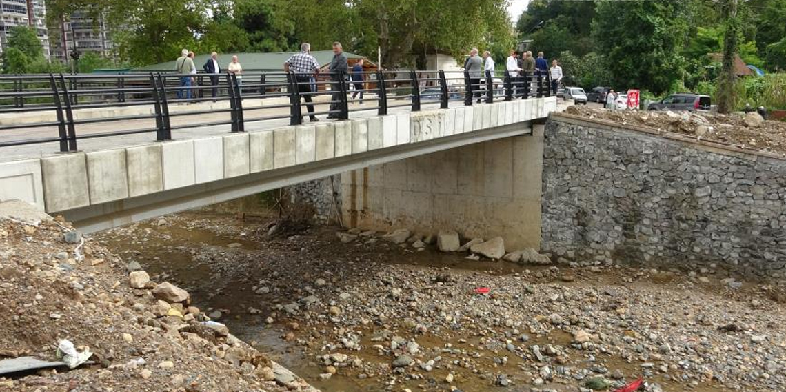 Giresun’da sellerin yıktığı köprüler yeniden inşa ediliyor