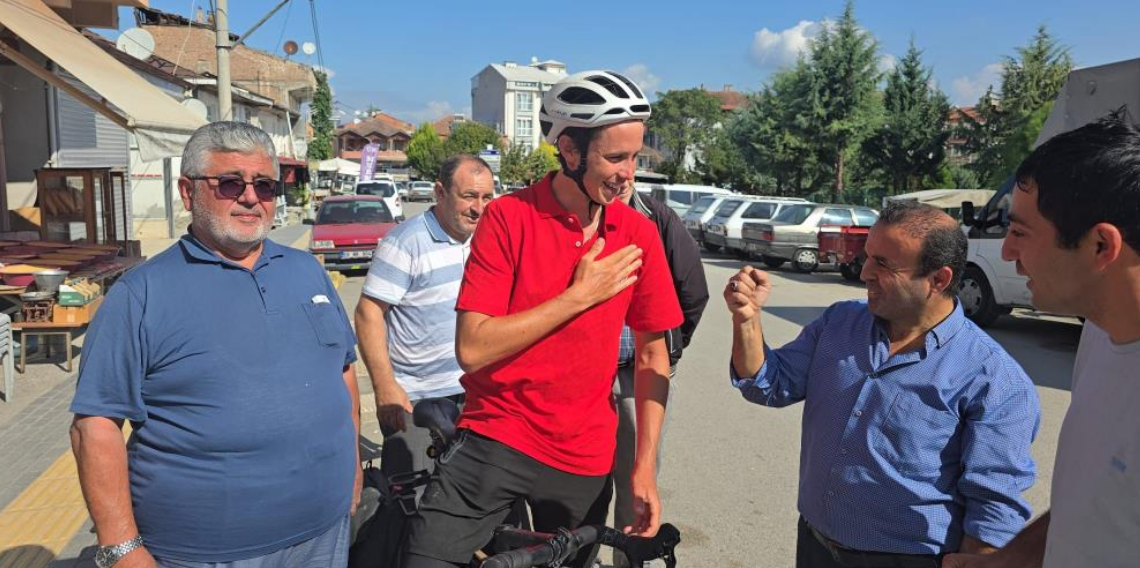 Bisikletle dünya turuna çıkan Avustralyalı gezginin Türk hayranlığı: 