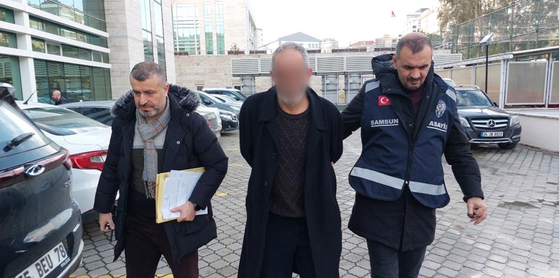 Samsun'da üniversite öğrencisinin cüzdanını çalan yolcu tutuklandı