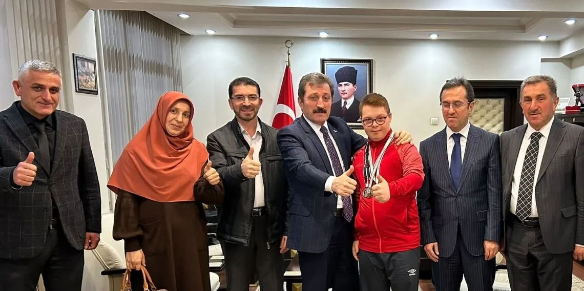 Orhan Tavlı’dan Nurullah’a tebrik