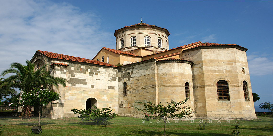 Trabzon Ayasofya Camii nerededir ?