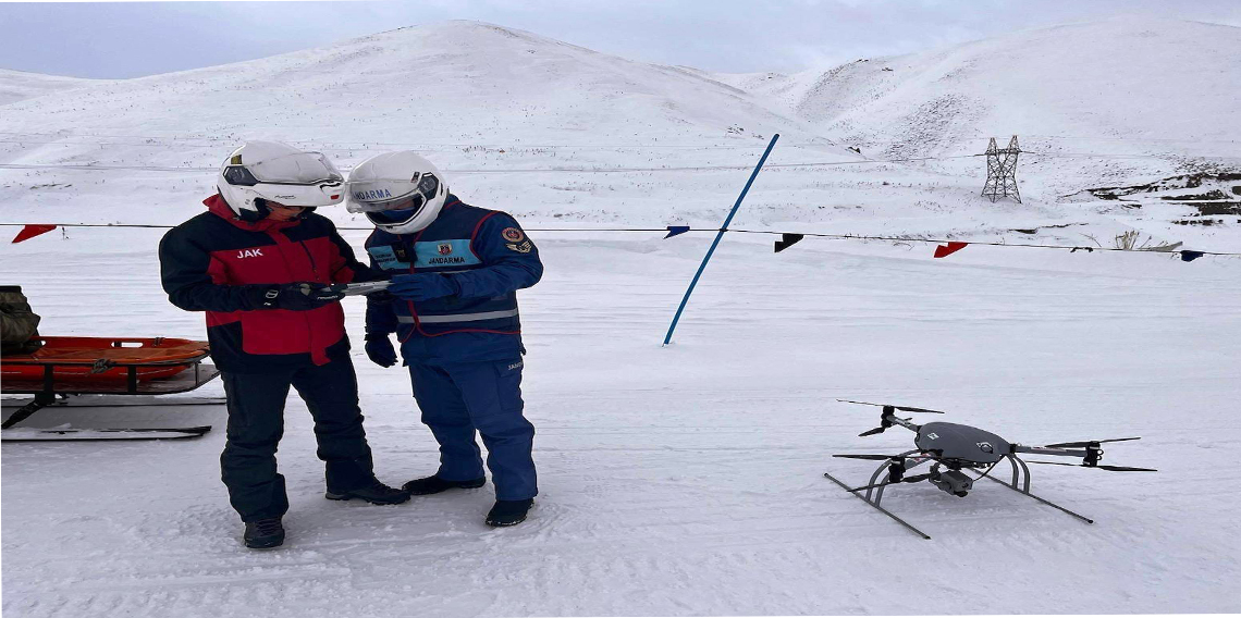 Jandarmadan Palandöken'de dron destekli devriye