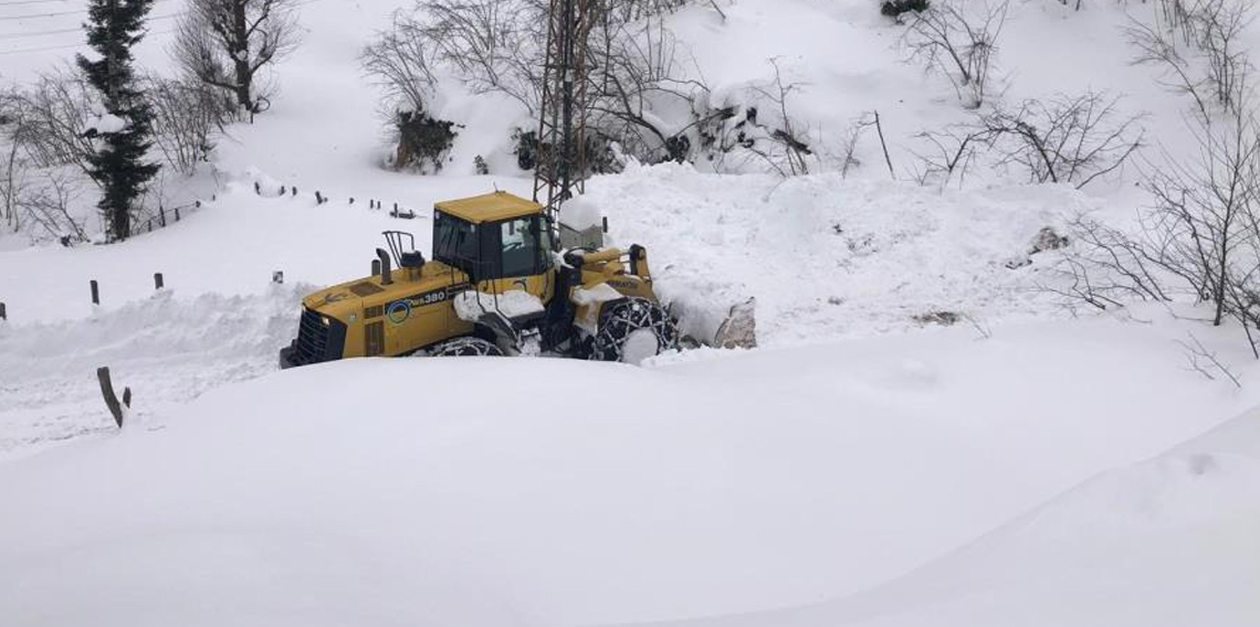 Ordu'da karda mahsur kalan yaşlı adam kurtarıldı