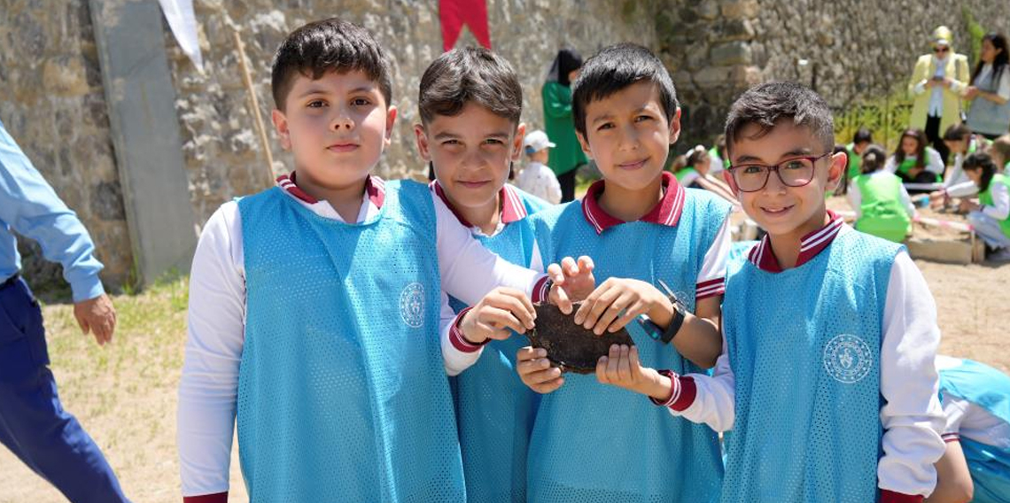 Gümüşhane'de çocuklara özel arkeolojik kazı deneyimi