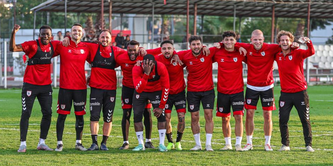 Samsunspor, deplasmanda 5’te 5 peşinde