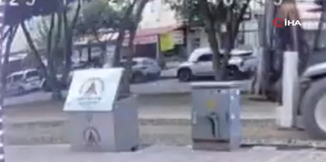 Yaşlı adamın kepçenin altında kaldığı kazanın görüntüleri ortaya çıktı
