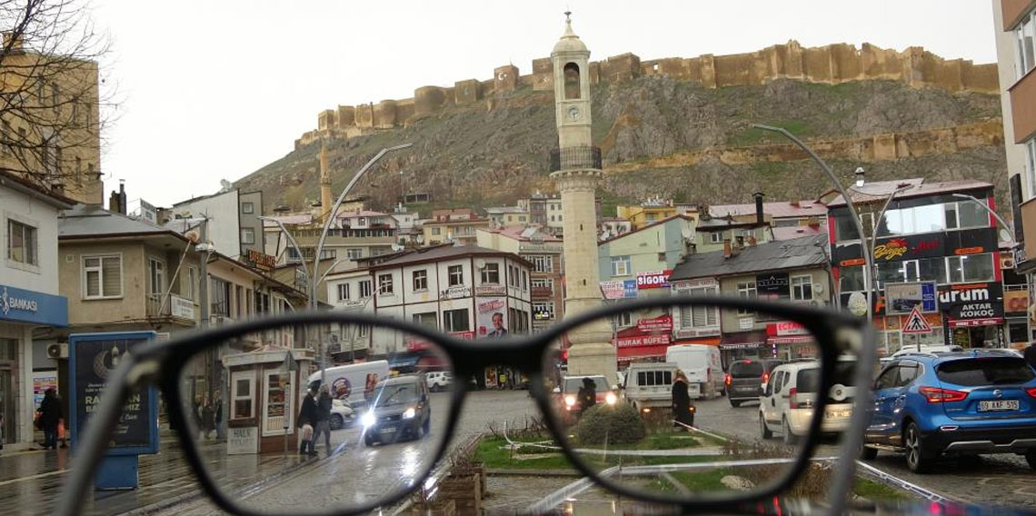 Bayburt'ta sağanak yağış etkili oluyor