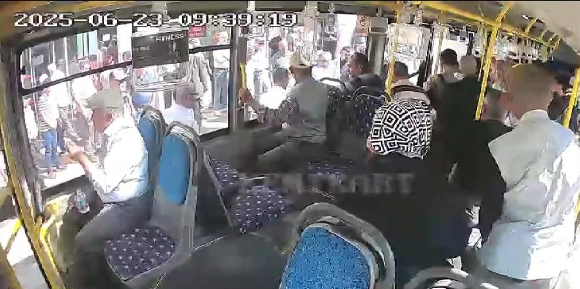 Bayılan yolcu için güzergâhı değil, vicdanın yolunu izledi