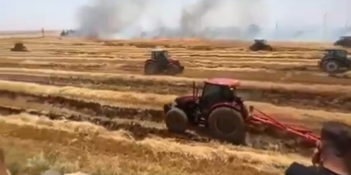 Viranşehir’de Anız Yangını Felaketi: Tarım Malzemeleri Kül Oldu
