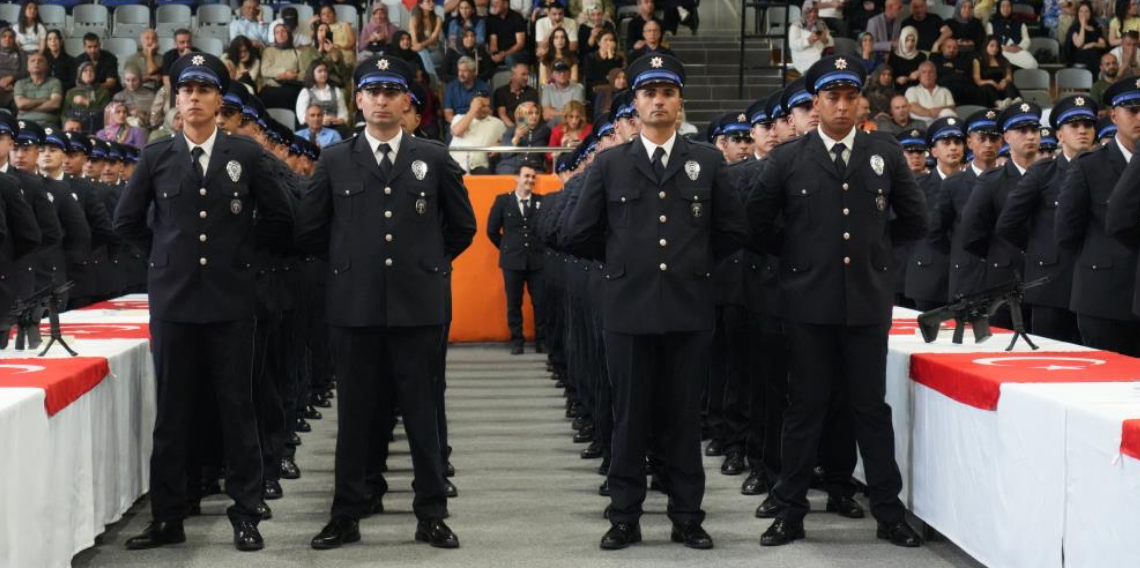 Bayburt'ta 342 polis adayı mezuniyet sevinci yaşadı