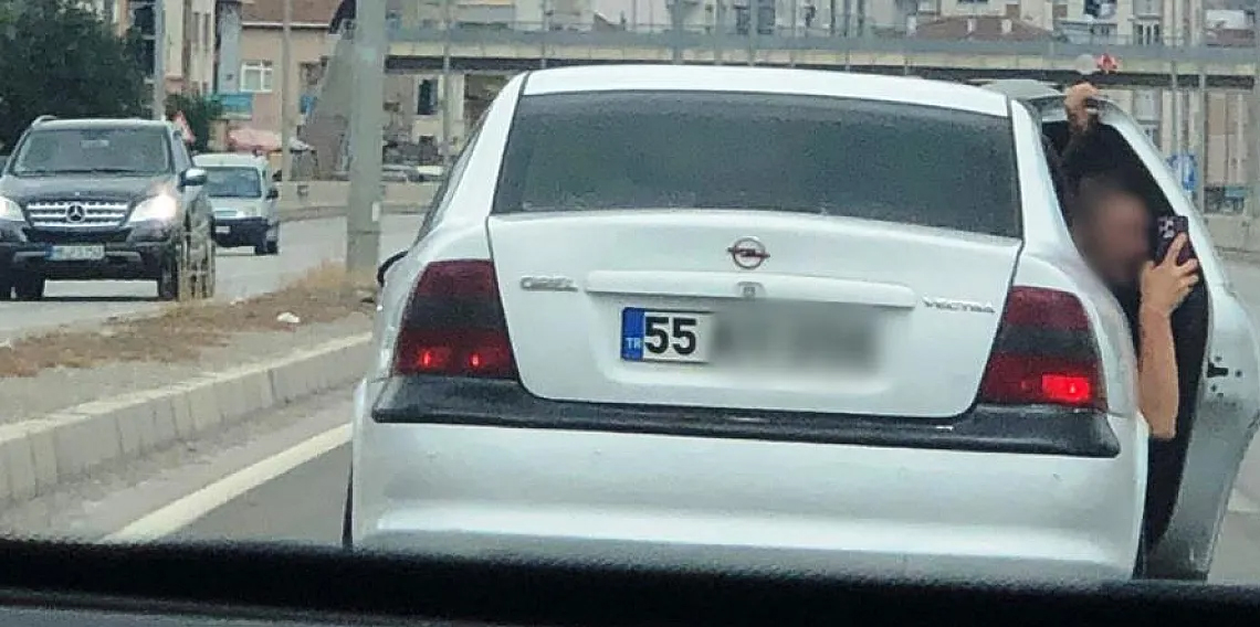 Samsun'da trafikte tehlikeli yarış