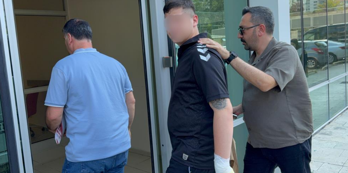 Samsun'da 17 yaşındaki çocuk 2 kişiyi bıçakladı