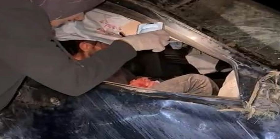 Alkollü sürücünün kontrolünden çıkan araç taklalar atarak tarlaya uçtu