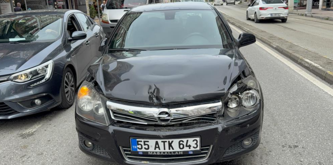 Samsun'da iki otomobil çarpıştı: 1 kişi yaralandı