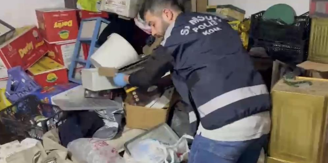Samsun'da Kaçakçılık Operasyonu! Binlerce Kaçak Sigara ve Tütün Ürünü Ele Geçirildi