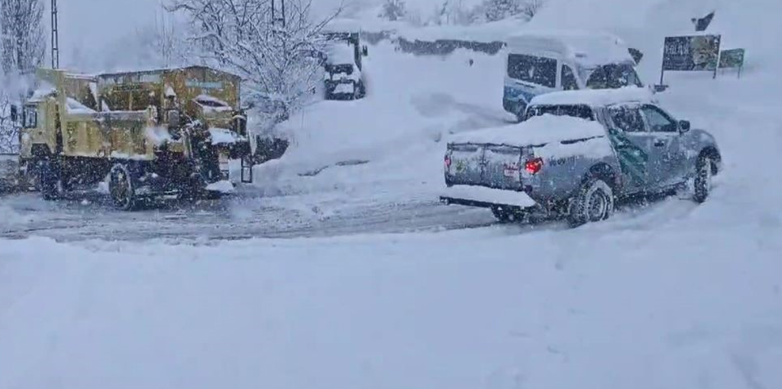 Artvin'de kar kalınlığı 2 metreyi aştı