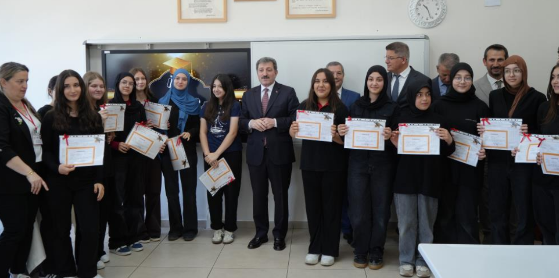 Samsun'da 253 bin öğrenci karne aldı