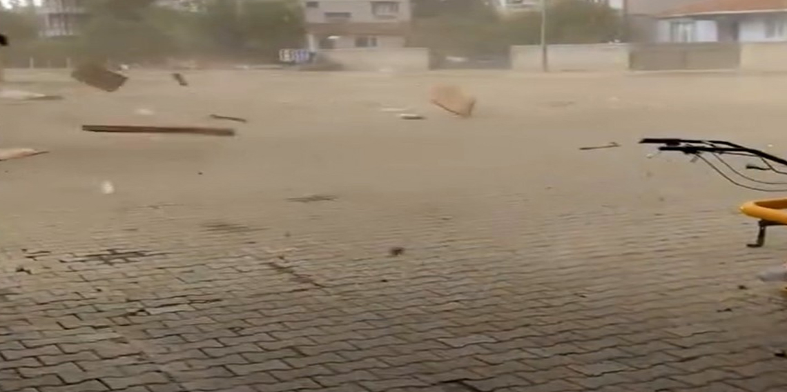 Tokat'ta fırtına ve sağanak hayatı olumsuz etkiledi