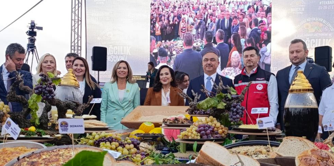 Türkan Şoray, Tekirdağ'ın lezzetleriyle buluştu