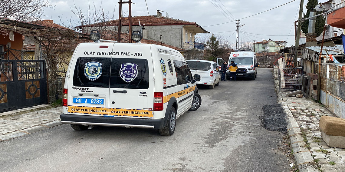 Alkol aldıktan sonra baltayla arkadaşını öldüren zanlı tutuklandı