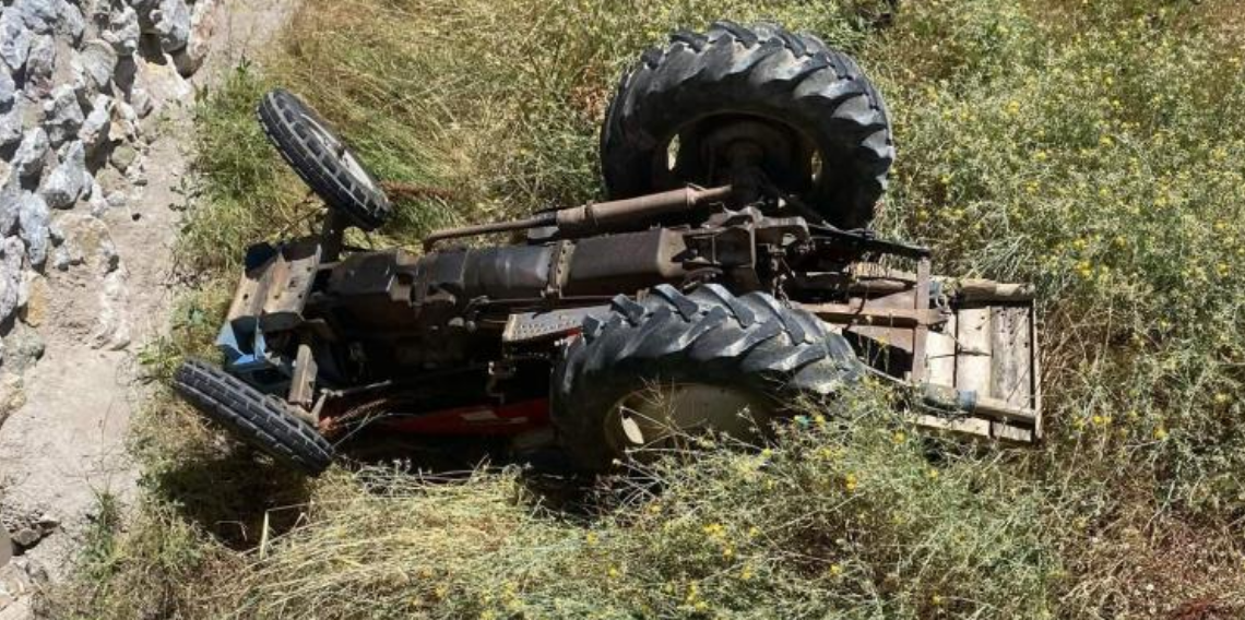 Tokat'ta feci kaza! Otomobille çarpışan traktör şarampole devrildi, sürücü hayatını kaybetti