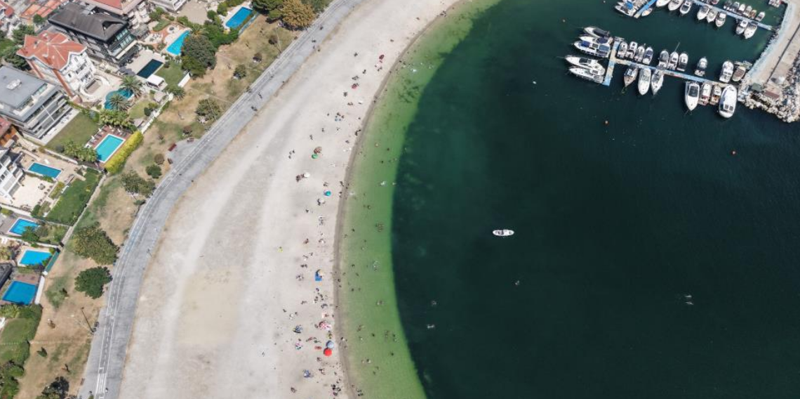 Yeşilköy sahilinde kirlilik alarmı