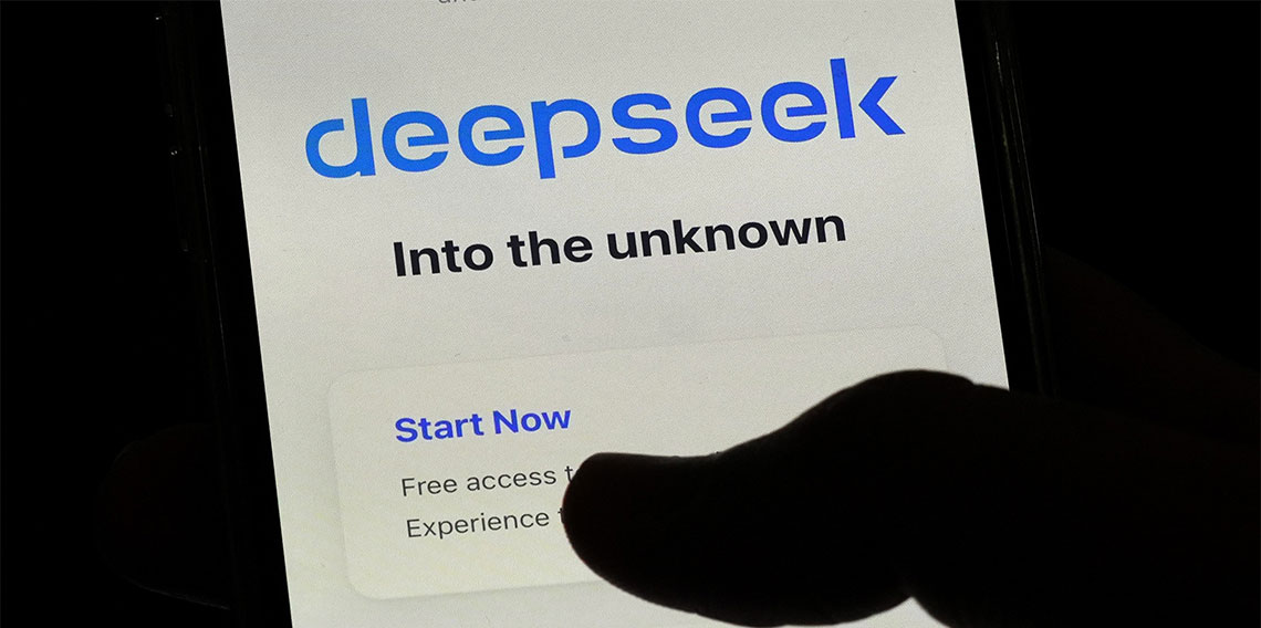 Yapay zeka dünyasında Çin'in DeepSeek uygulaması ChatGPT'ye rakip oldu