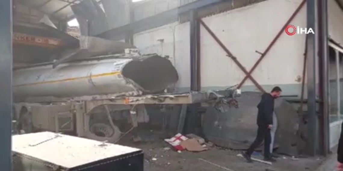 Bakımı yapılan tanker patladı: 2 ölü, 3 yaralı