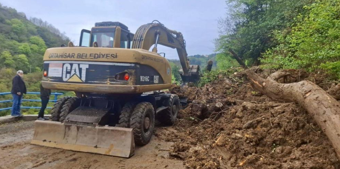 Doğu Karadeniz Bölgesi'nde son günlerde değişken hava şartları, sel ve heyelan riskini beraberinde getiriyor