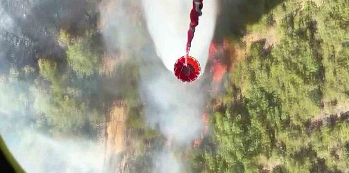 Helikopterden kaydedilen görüntü yangının boyutunu gözler önüne serdi