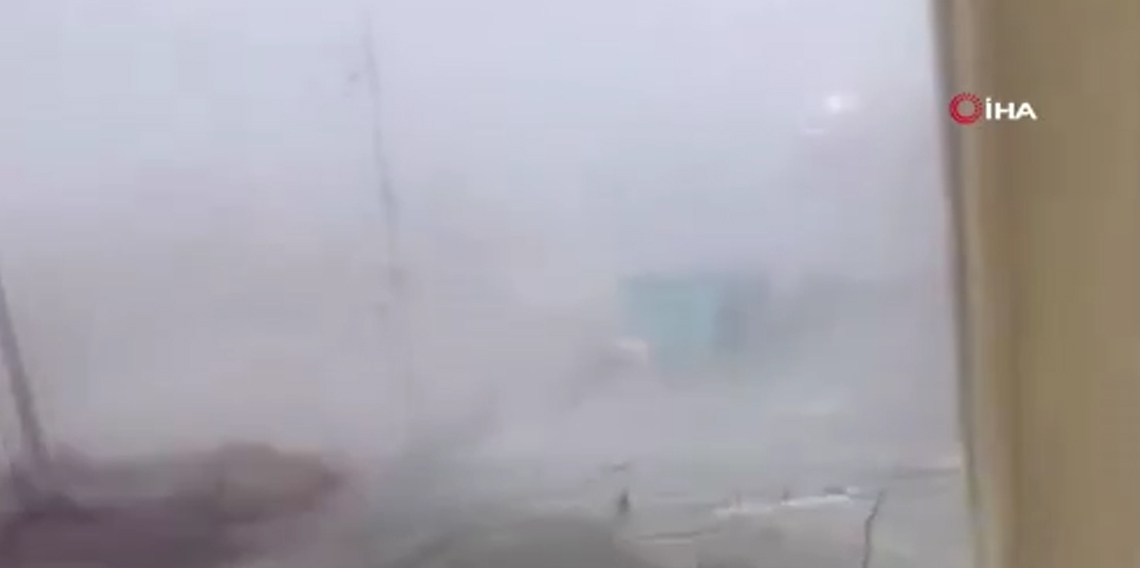 Jamaika’yı 5’inci kategori olan Melissa Kasırgası vurdu