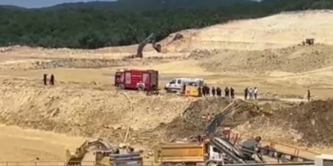 Çatalca’da bir kum ocağında göçük