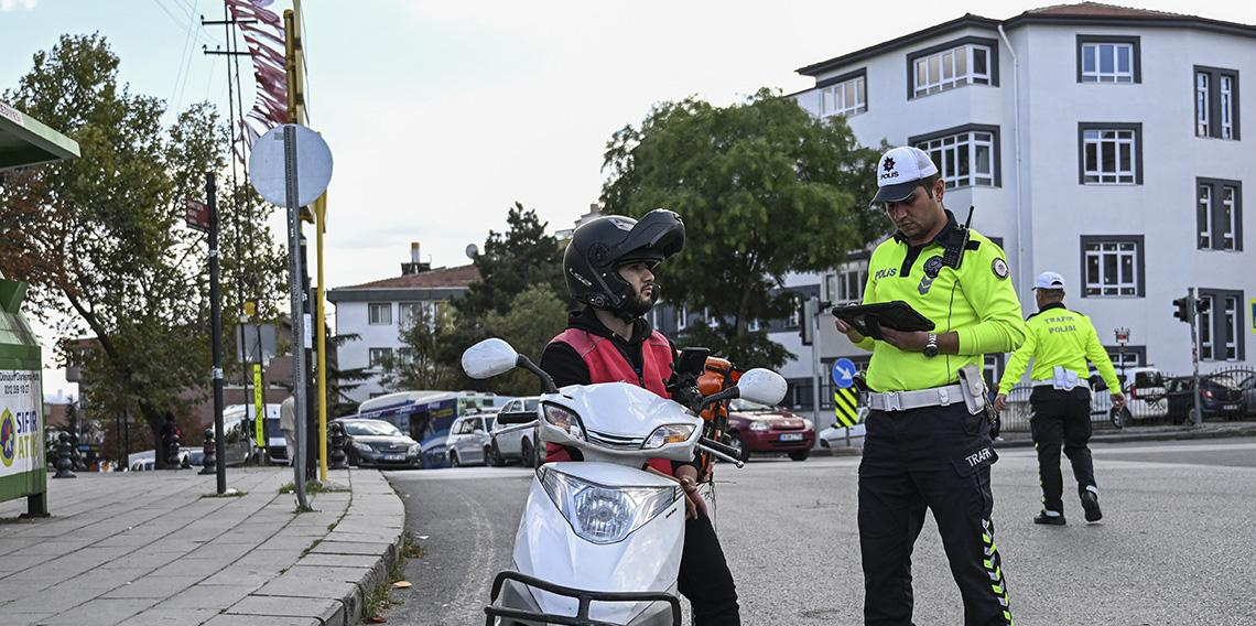 Kurallara uymayan 474 bin araç/sürücüye ceza