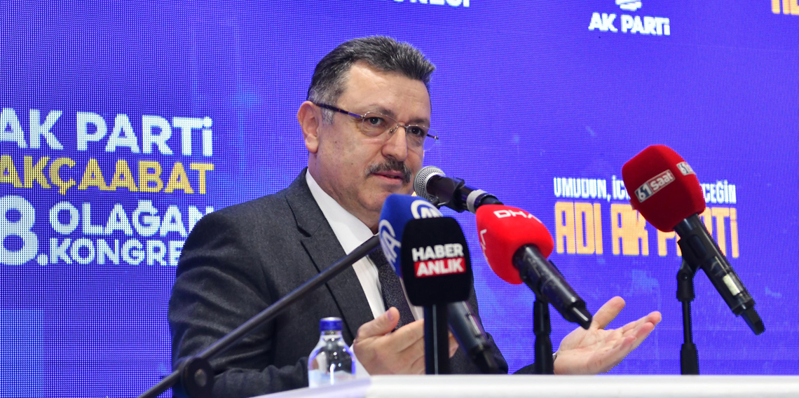 Ahmet Metin Genç: Hafif Raylı Sistemi Şehrimizle Buluşturacağız