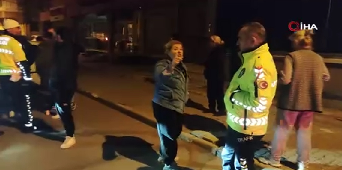 Şoförün kaçtığı kazada sahte şoför planı suya düşünce gazetecilere saldırdı